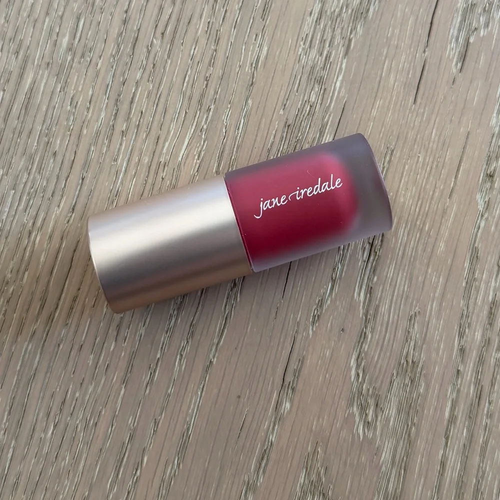 Jane Iredale ColorLuxe Liquid Blush in Bombshell